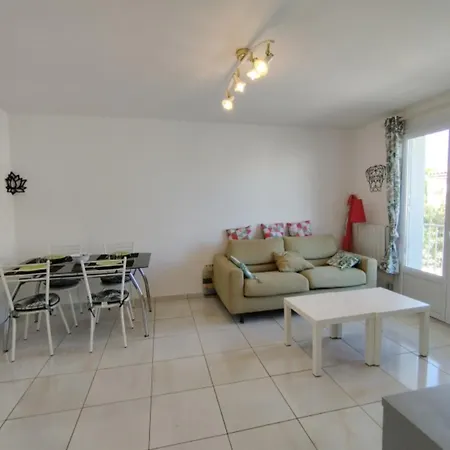 דירה T3 Confortable Avec Terrasse Et Parking A 100m De La Plage, Pour 6 Personnes A Narbonne-plage - Fr-1-795-64 נרבון