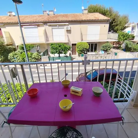 T3 Confortable Avec Terrasse Et Parking A 100m De La Plage, Pour 6 Personnes A Narbonne-plage - Fr-1-795-64 נרבון