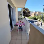 T3 Confortable Avec Terrasse Et Parking A 100m De La Plage, Pour 6 Personnes A Narbonne-plage - Fr-1-795-64 * Narbonne