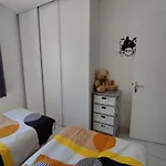 T3 Confortable Avec Terrasse Et Parking A 100m De La Plage, Pour 6 Personnes A Narbonne-plage - Fr-1-795-64 Lägenhet Narbonne